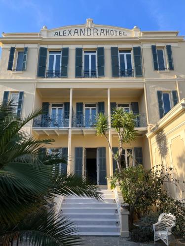 Hotel Alexandra - Boutique Hotel - Hôtel - Valderoure