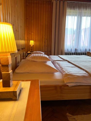 1 double bed