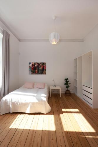  Scandi-Hygge Seaside House - only 10mins to Copenhagen in Charlottenlund