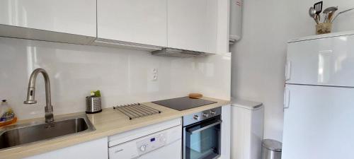 Konyha, Le Duplex 4 Pers - 10 min des plages in Sainte-Croix-du-Verdon