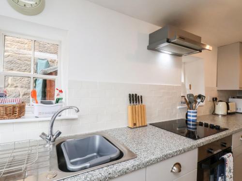 Mill Cottage - image 8