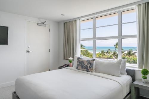 King Room with Sea View image 3