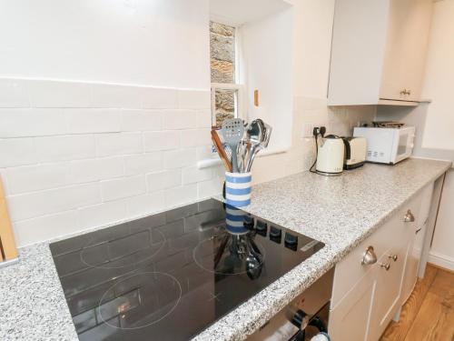 Mill Cottage - image 6