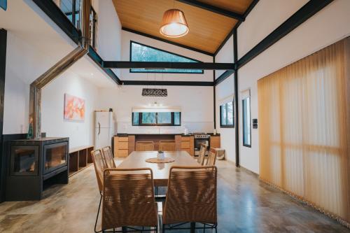 Casa Brunia Lago Los Molinos in Solar de los Molinos