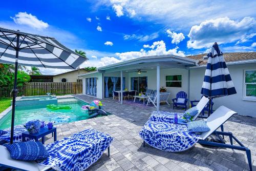 Stunning Beach Oasis with new Heated Pool and Spa!