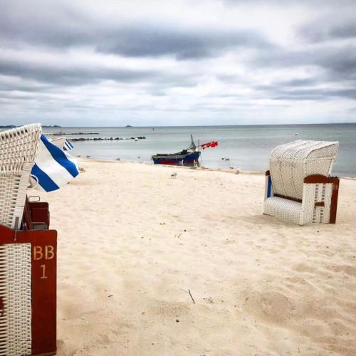 Omgivelser, FeWo SONNENDECK Familien-strandnah-Garten-Hunde-Sport-und Schwimmbadnah-HansaPark in Sierksdorf