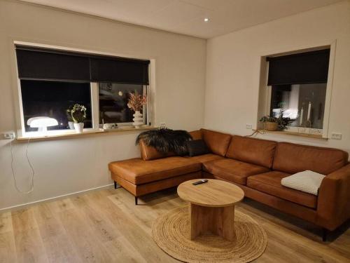 New flat with hot tub - No3 in Gjogv