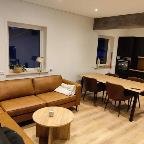 New flat with hot tub - No3 in Gjogv