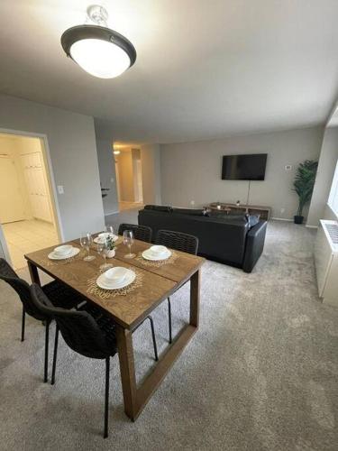 Discover an Modern Apartment at Crystal City with gym in Arlington, USA