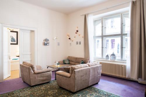 Large 3 BDR APT in the heart of Prague, Прага (фото 6)