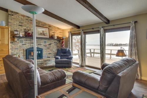 Breezy Point House with Dock on Pelican Lake! in Breezy Point, USA