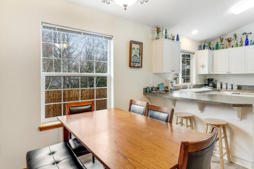 Cedar Creek Retreat - image 5