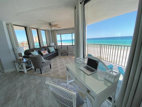 AquaVista Beach Resort by Sand Seeker Vacations thumb 2