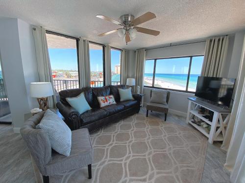 AquaVista Beach Resort by Sand Seeker Vacations thumb 3