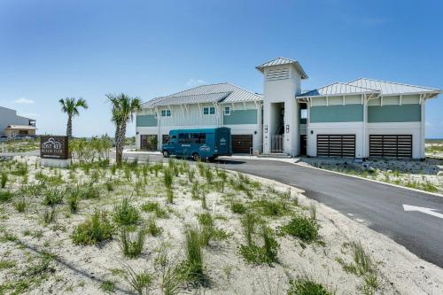 Ten Toes In in Perdido Key