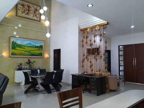 5 Bedrooms Villa in Jimbaran