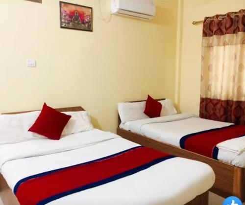 2 double beds
