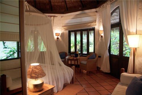 Beach Villa image 2