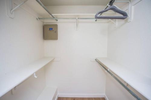 7 beds Relax by Texas Tech & Hospitals Sleeps 10 in Lubbock, USA