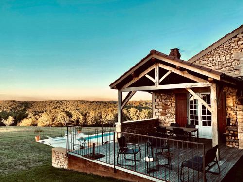 Domaine de Cazal - Gîte 2 pers avec piscine au cœur de 26 hectares de nature préservée