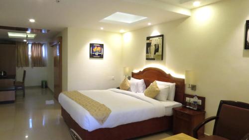 Standard Single Room image 2