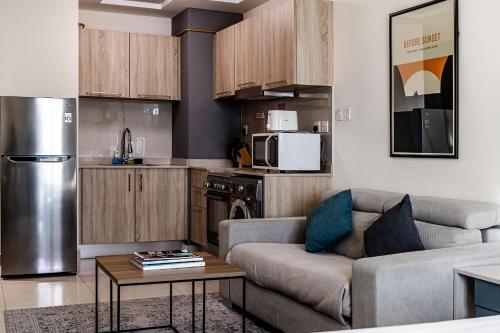 Deluxe Studio with Kitchen and Balcony image 5