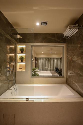 Hotel Corporate in نافي مومباي