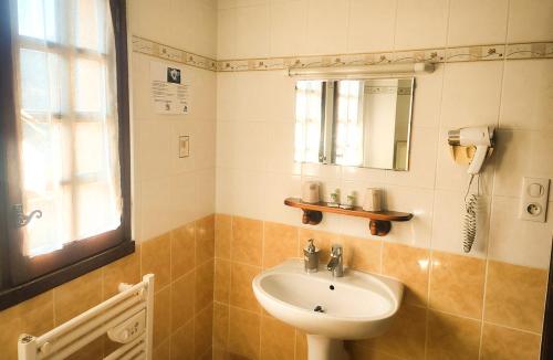 Auberge Saint Jacques - image 6