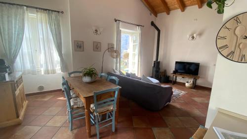 Koplietošanas atpūtas telpa ar TV, Il Mulino di Hotel Villa Aurora in Nesso