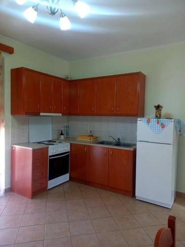 virtuve, Balcony With A View - In The Heart Of The Village in Tavari