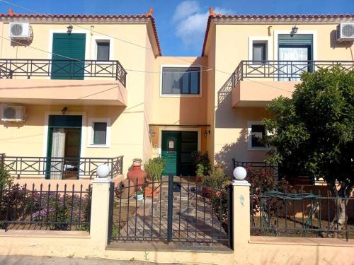 Viesnīcas āriene, Balcony With A View - In The Heart Of The Village in Tavari