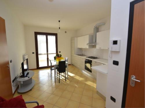  Comfortable beachfront apartment in Rosolina Mare