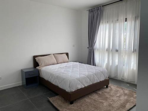 Modern 2 bedroom Townhouse in Accra