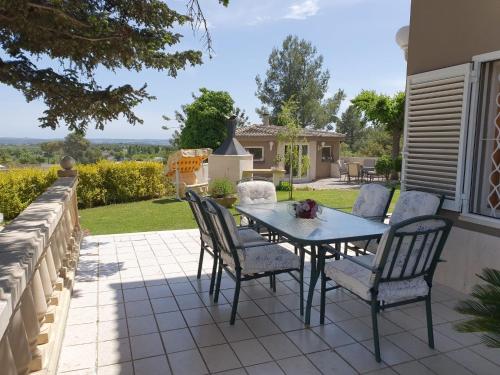 Catalunya Casas Close to Salou and just steps from the village!