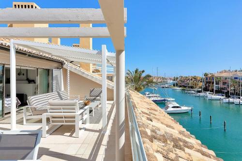 YOLO Spaces - Sotogrande - Ocean View Penthouse