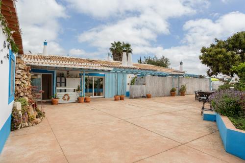 ALTIDO Superb family house with Pool and Patio gîte à louer Malhão