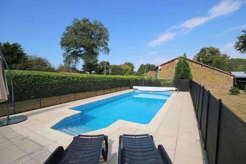 2 beautiful houses, private pool/ spa. Perigord - Location saisonnière - Busserolles