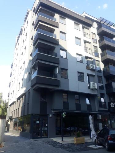 Modern Living Apartments 5
