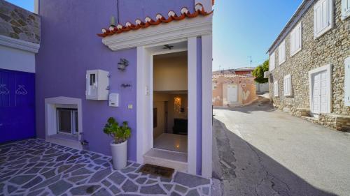  Tzofa's Apartment in Ermioni