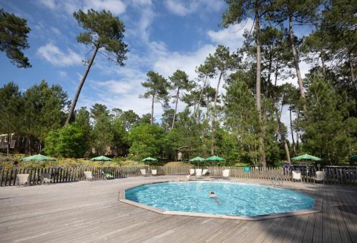 Ümbrus, Huttopia Landes Sud in Leon