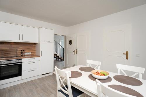 廚房, Ferienwohnungen Haus Schau ins Land nah an der Nordsee in 埃梅爾斯布爾-霍爾斯布爾