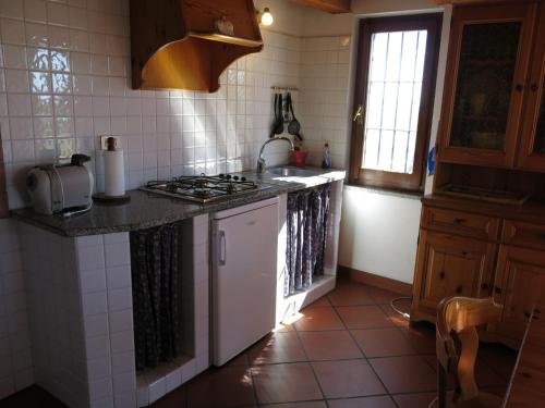 Holiday Home Le Rose Rosse by Interhome in Grazano Badolio