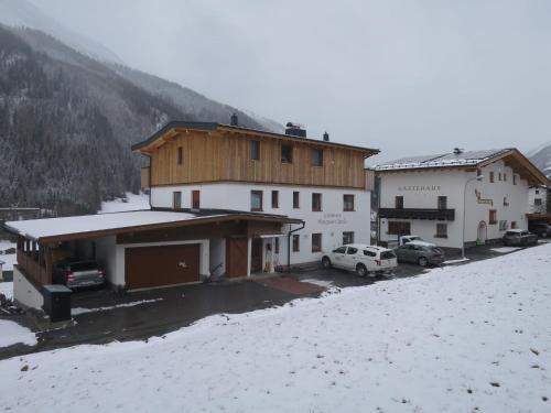  Apartment Strolz - STA190 by Interhome, Unterkunft in Obergand