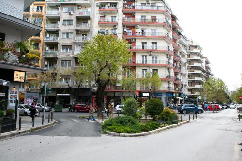 Spacious Luminous Central