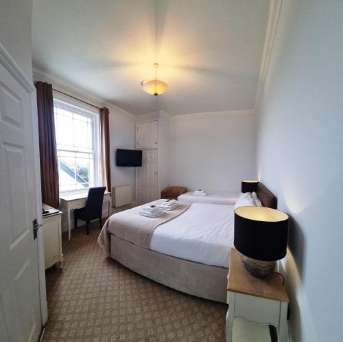 Anglesey Hotel - image 8