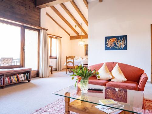 Apartment Chesa La Sajetta 12 by Interhome in Silvaplana