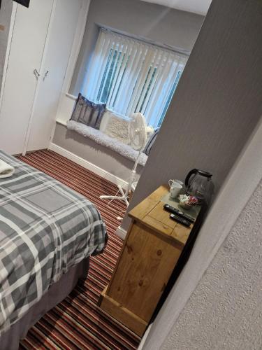 1 queen bed