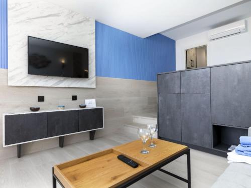 Apartment Caravela Beach by Interhome 3