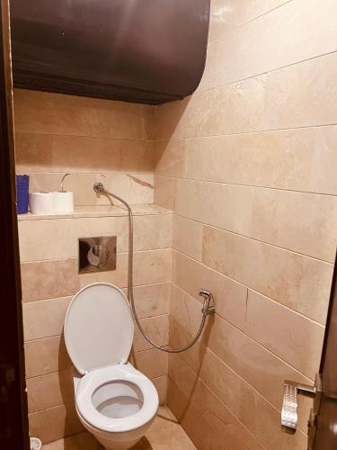 Three-Bedroom Apartment image 10