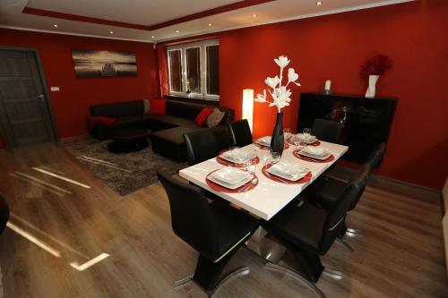 Facilities, Apartman Ostrava in Jih